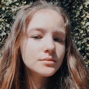 Meet your Posher, Ivy